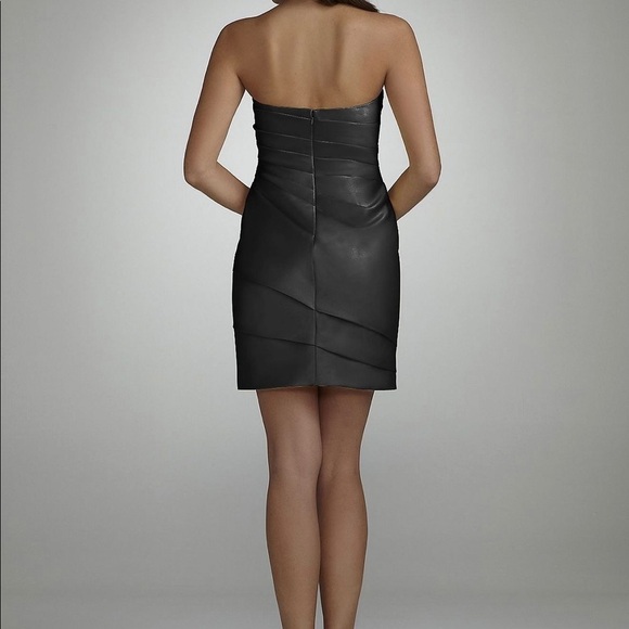 NWT David’s Bridal Short Pleated Satin Strapless Dress Style F14212 Wine Size 18 - Picture 3 of 15